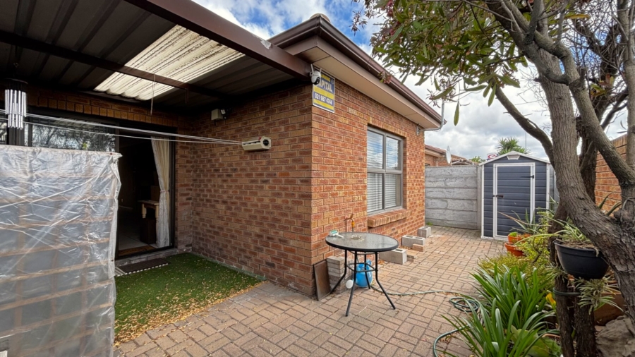 3 Bedroom Property for Sale in Soneike Western Cape